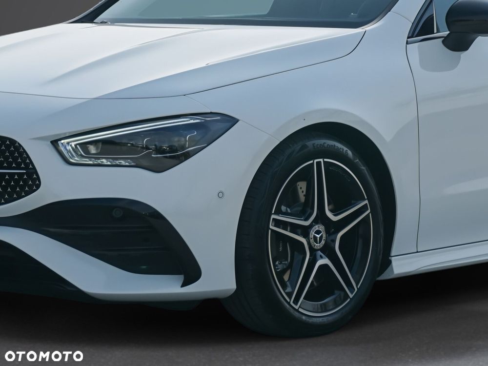 Mercedes-Benz CLA - 11