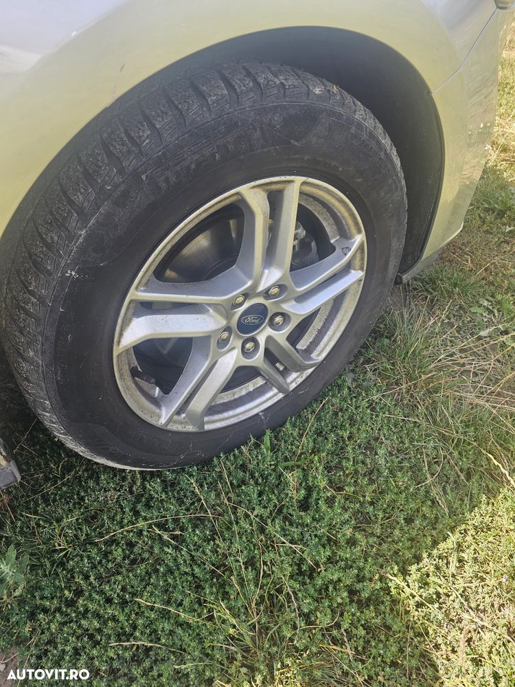 Ford Focus 1.0 EcoBoost Connected - 5