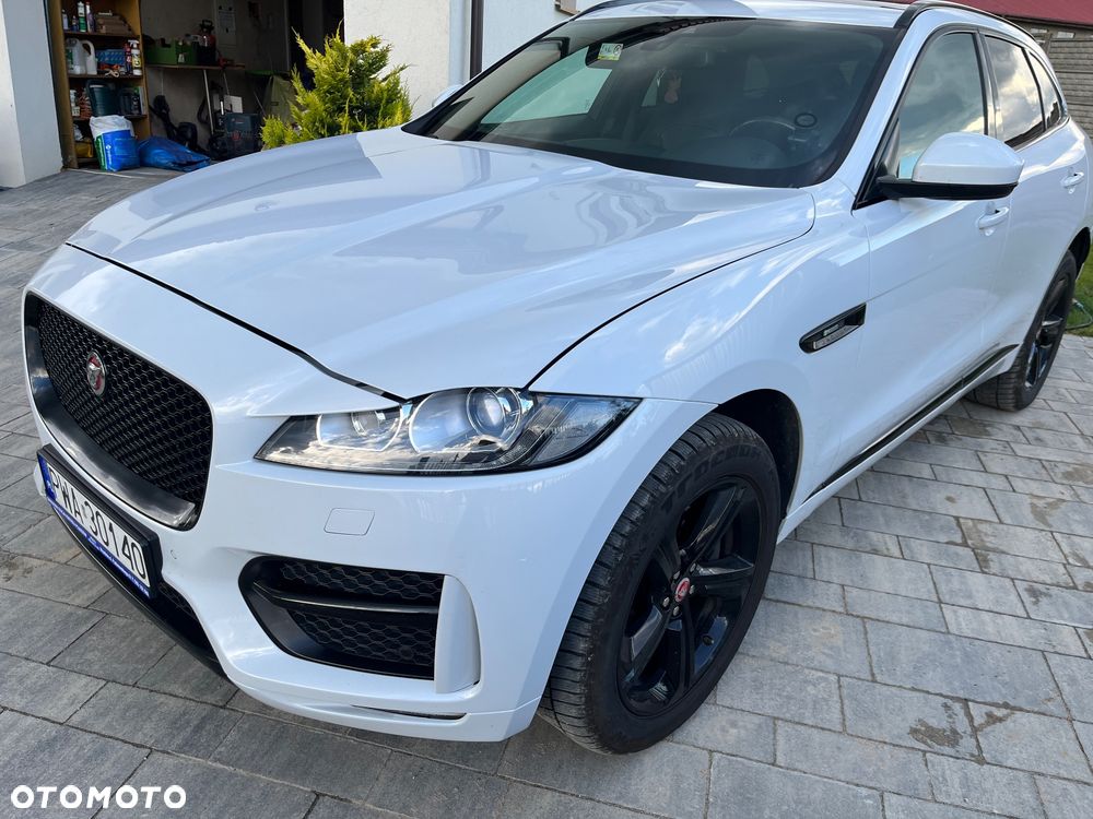 Jaguar F-Pace 20d AWD R-Sport - 16