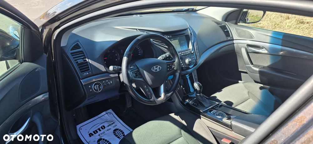 Hyundai i40 1.7 CRDi Premium DCT - 24