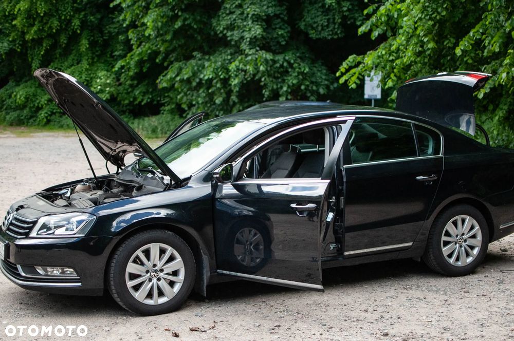 Volkswagen Passat 1.8 TSI Comfortline - 32