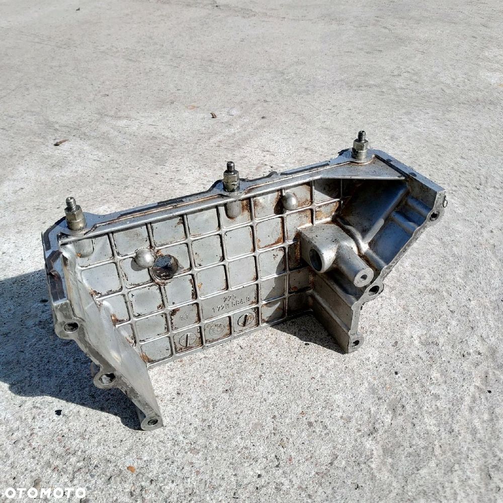 BMW E34 E38 M60 V8 pokrywa górna rozrządu 1729584 - 8