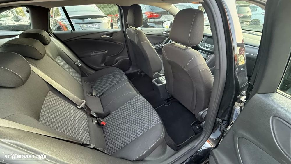 Opel Astra Sports Tourer 1.2 T Business Edition S/S - 23