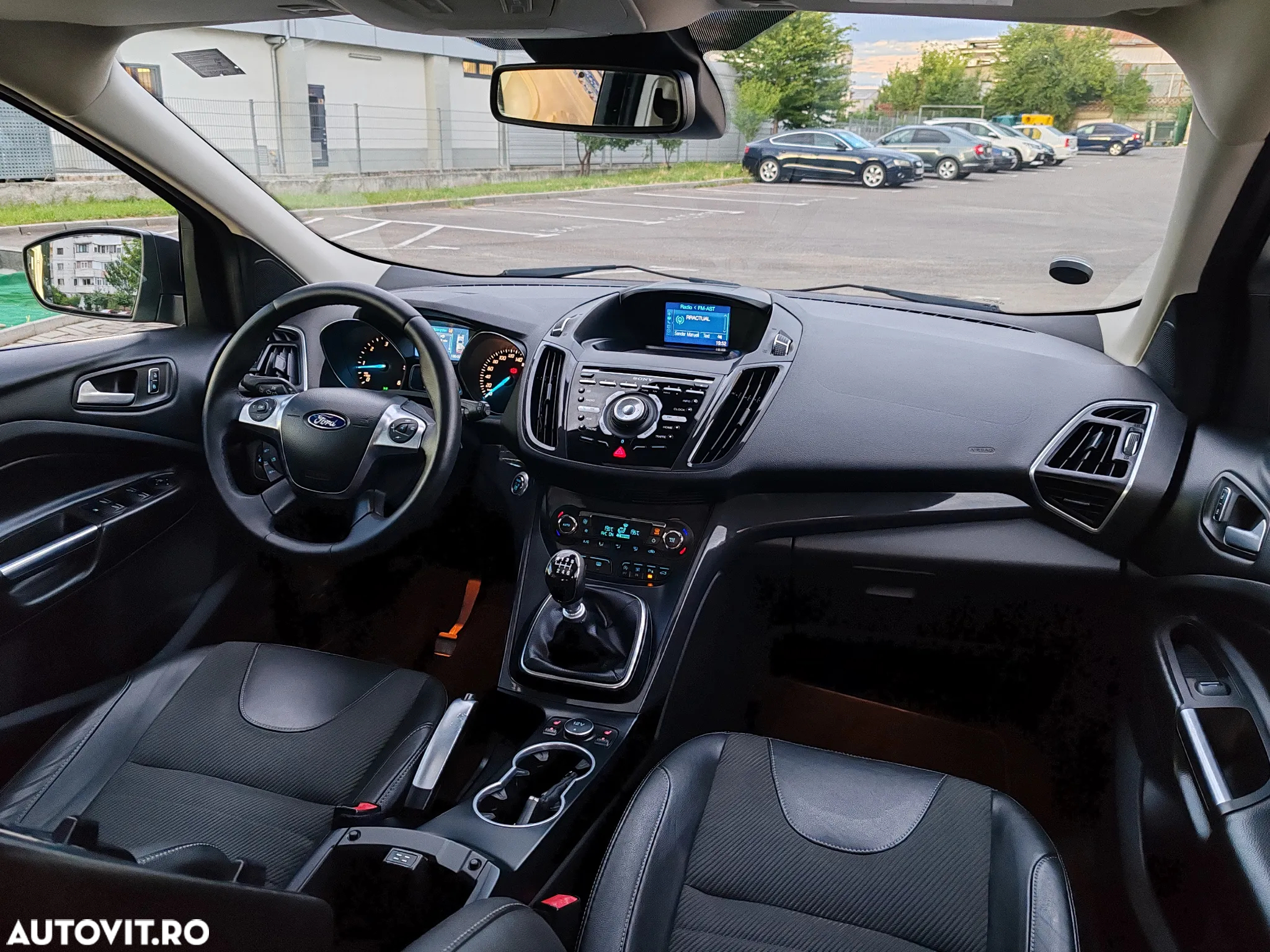 Ford Kuga - 9