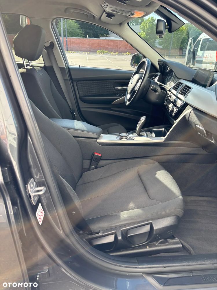 BMW Seria 3 320d Advantage - 15