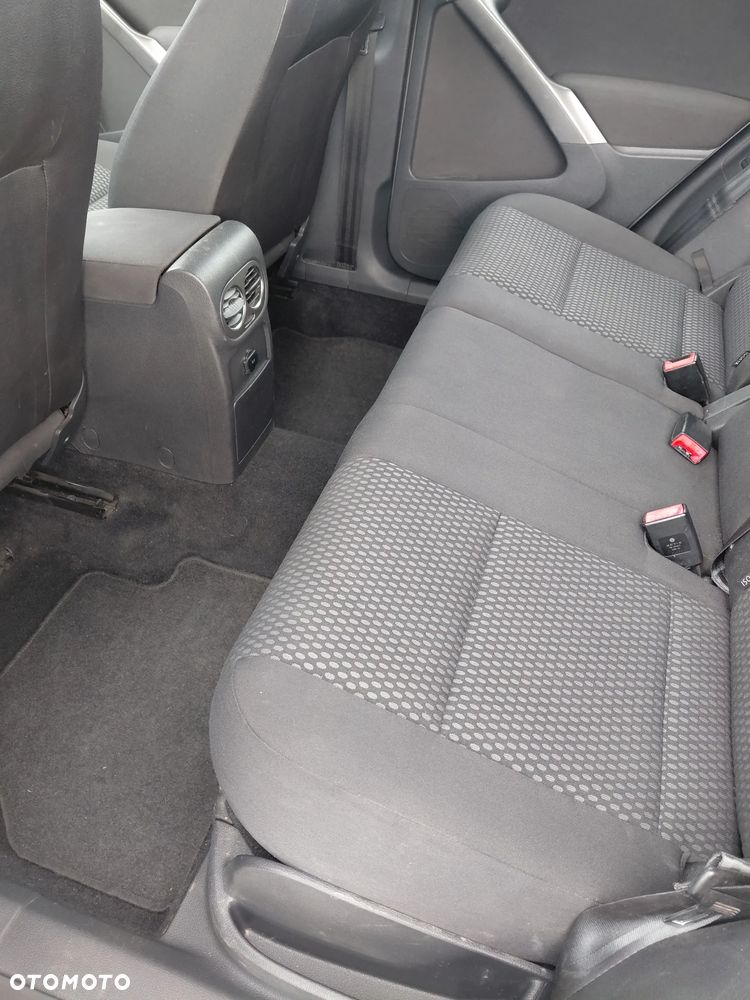 Volkswagen Tiguan 1.4 TSI BlueMot Trend&Fun - 8
