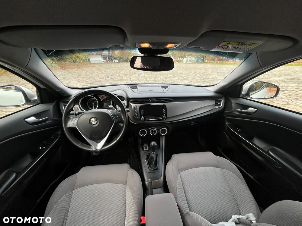 Alfa Romeo Giulietta - 6