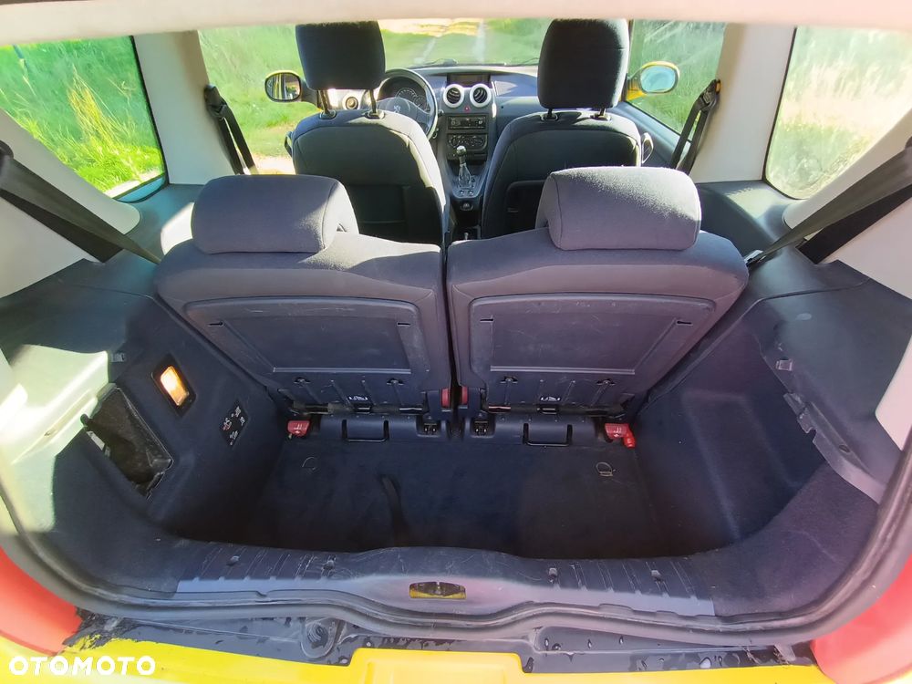 Peugeot 1007 1.4 Trendy - 10