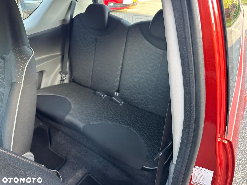 Peugeot 107 - 16