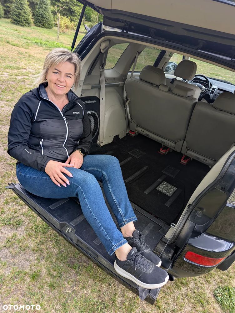 Mitsubishi Outlander 2.0 DID Instyle - 4