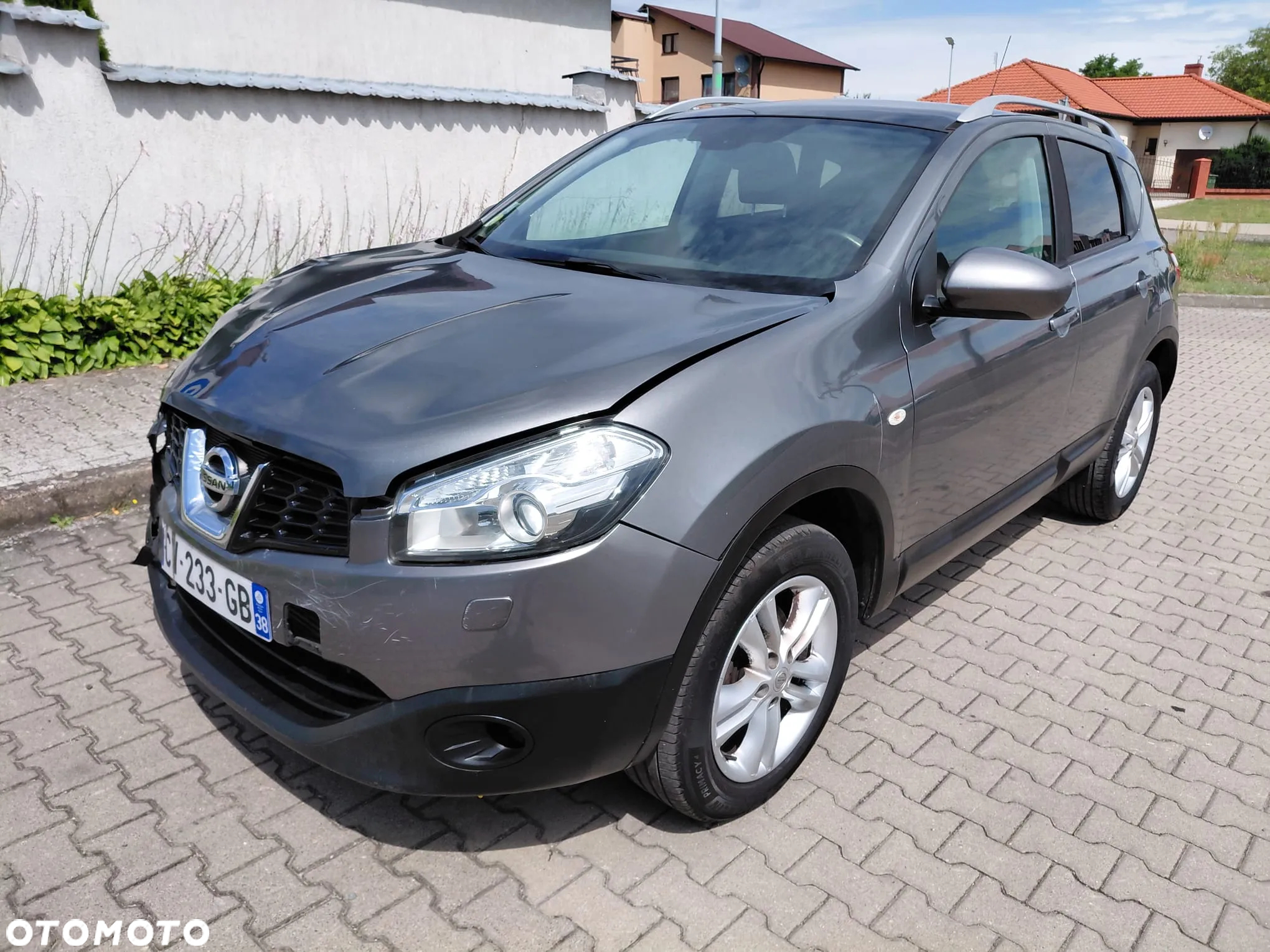 Nissan Qashqai - 2