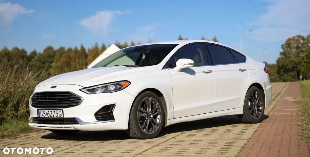 Ford Fusion - 17