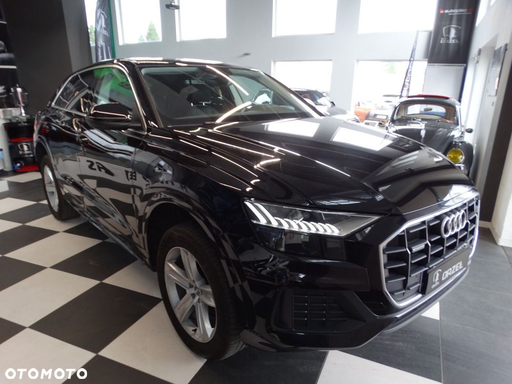 Audi Q8 - 6