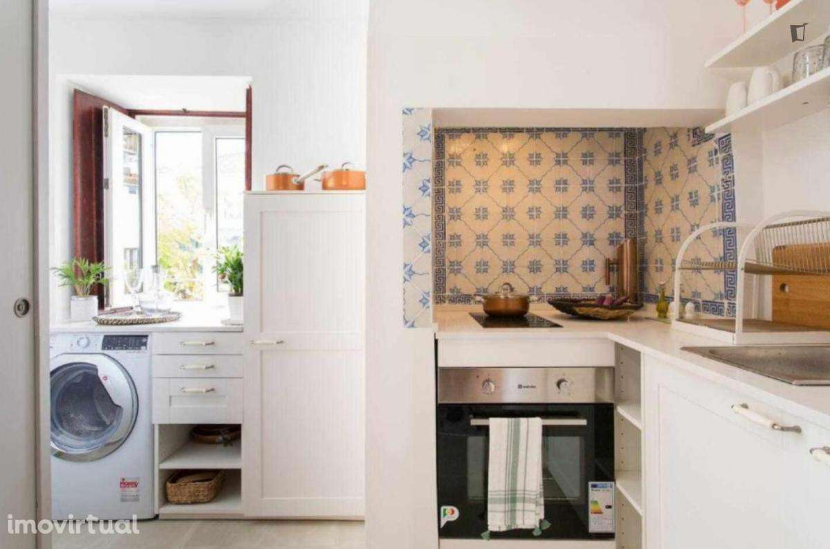 Apartamento com 1 quartos - localizado em Princípe Real Lisbon - Grande imagem: 2/16