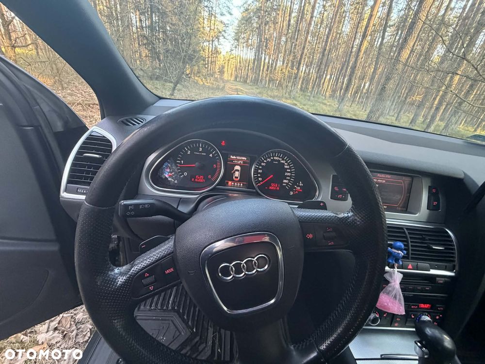 Audi Q7 3.0 TDI DPF quattro tiptronic - 14