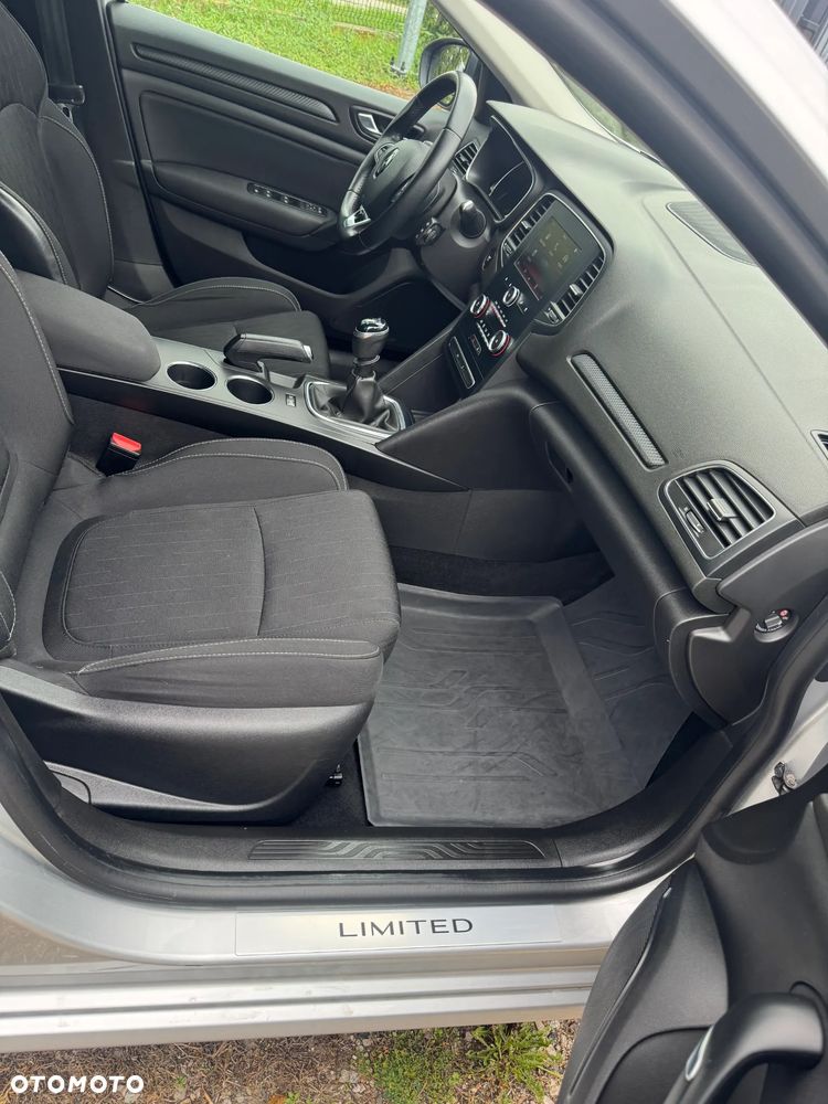 Renault Megane 1.3 TCe FAP Limited - 19