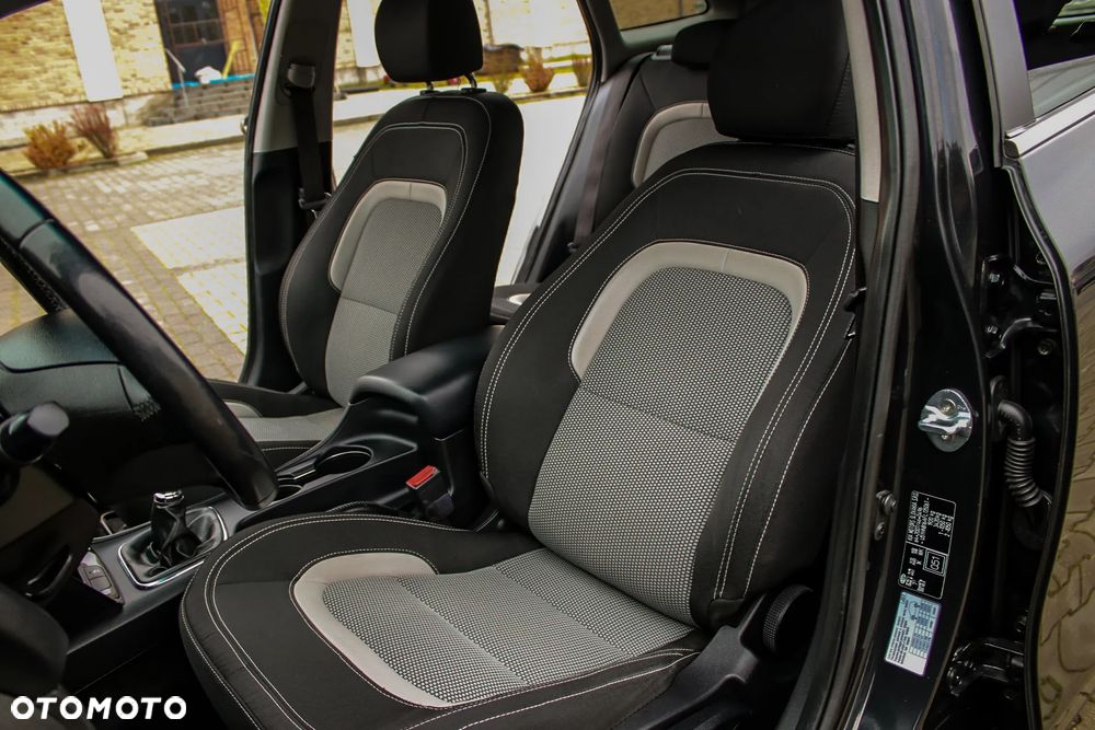 Kia Ceed 1.6 CRDi 128 Platinum Edition - 34