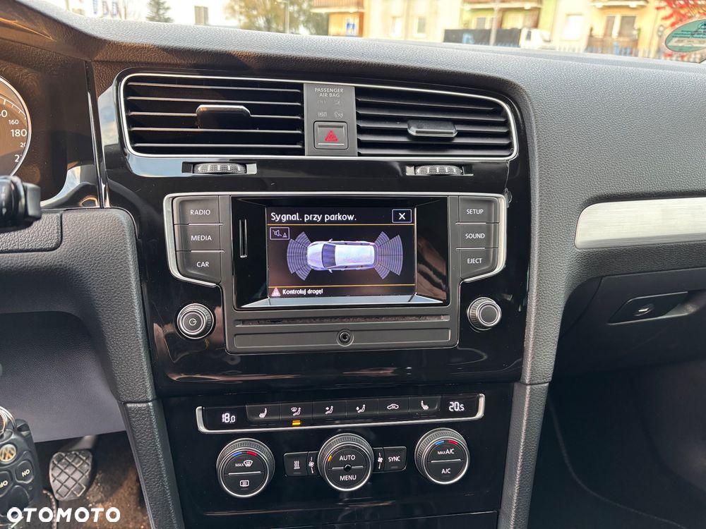 Volkswagen Golf 1.2 TSI BlueMotion Technology Cup - 13