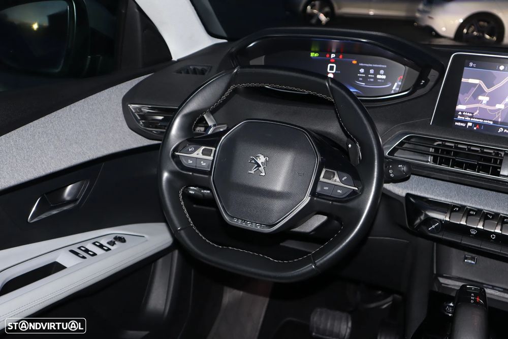 Peugeot 3008 1.2 PureTech Allure EAT8 - 5