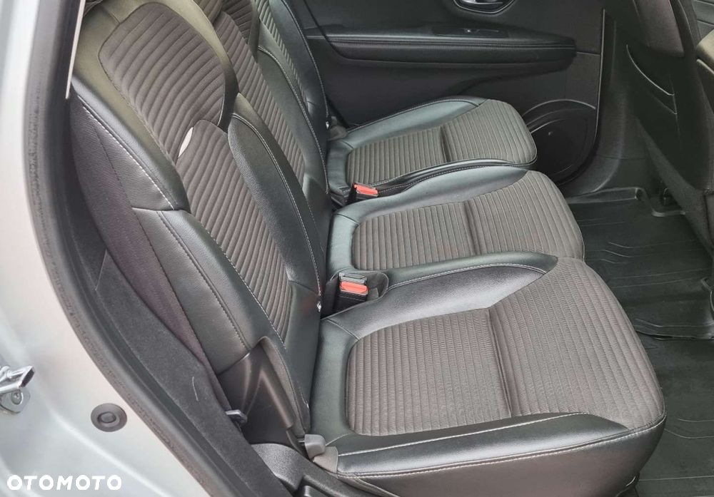 Renault Grand Scenic - 22