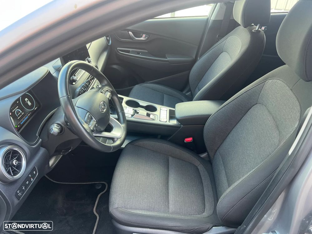 Hyundai Kauai 39 kWh Executive - 23