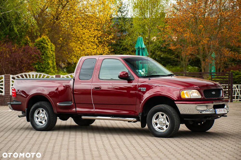 Ford F150 - 4