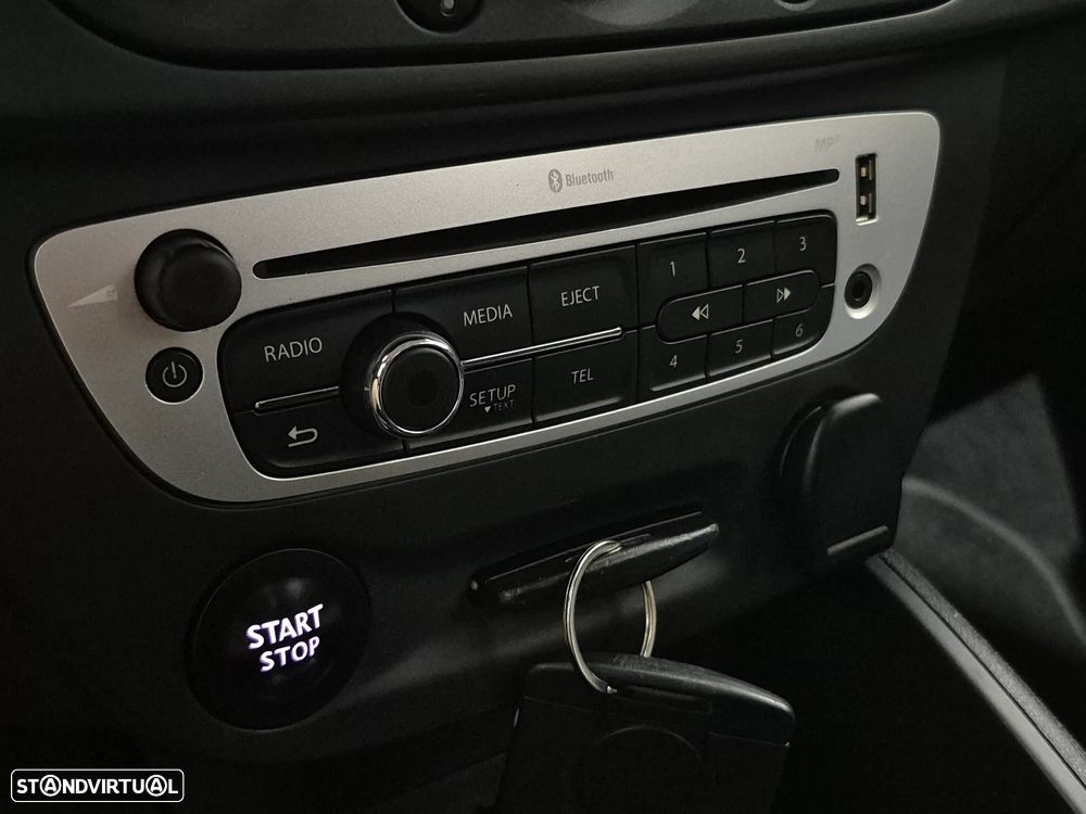 Renault Mégane Sport Tourer 1.5 dCi Confort SS - 22