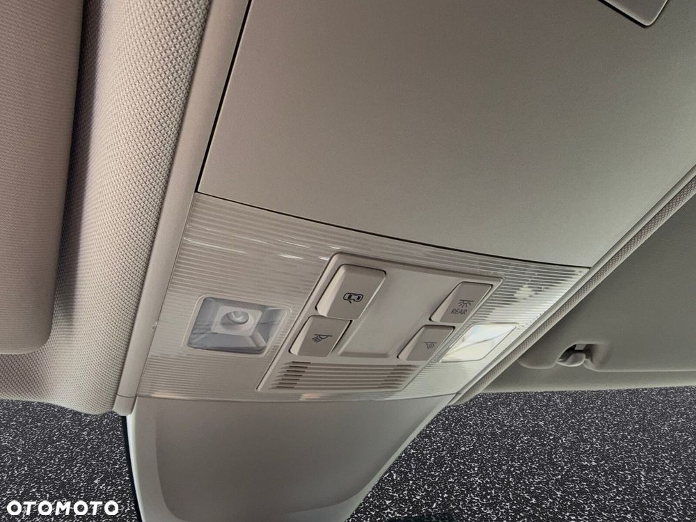 Volkswagen Tiguan - 38