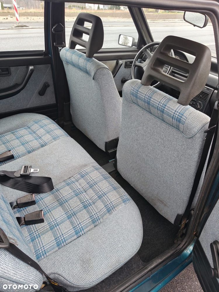 Fiat Uno - 6