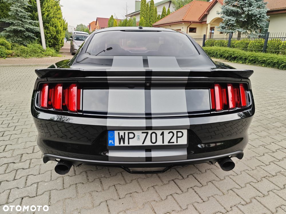 Ford Mustang - 10