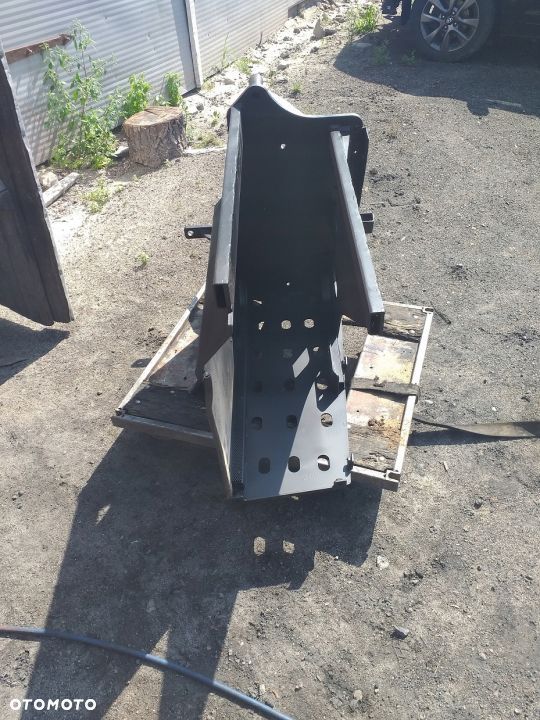 PODSTAWA OBUDOWA MOCOWANIE DPF CLAAS AXION 810 19R - 5