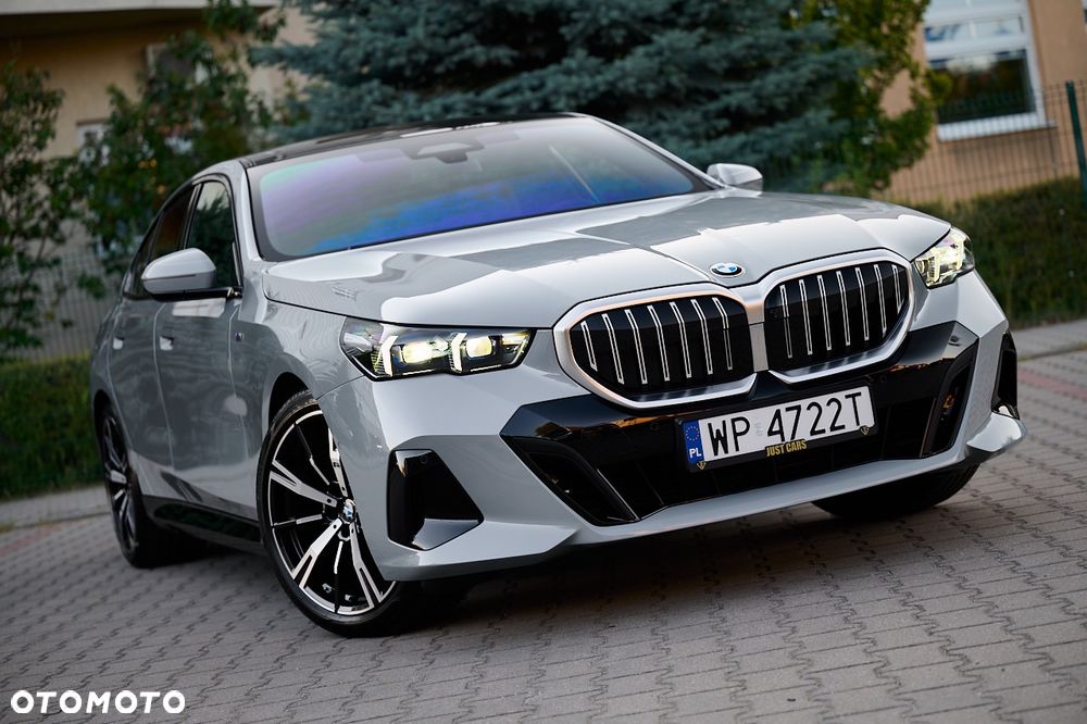 BMW Seria 5 520d xDrive - 1