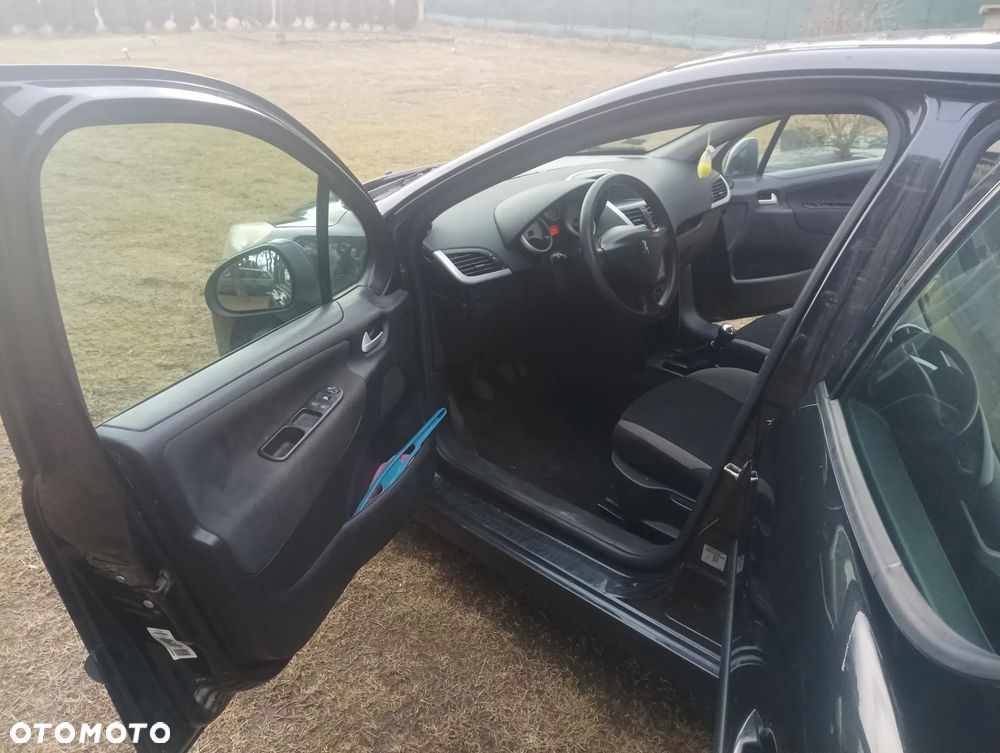 Peugeot 207 1.4 16V Sporty - 5