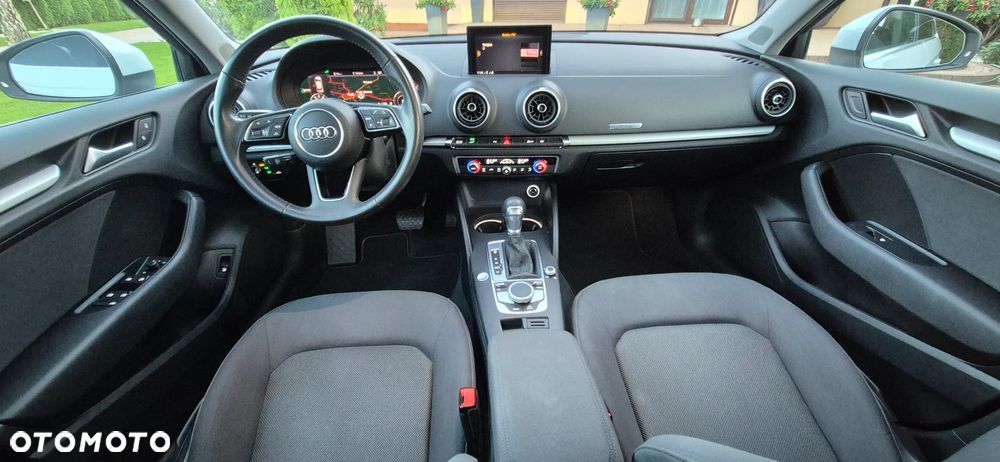 Audi A3 Sportback 1.4 TFSI e-tron S tronic - 22