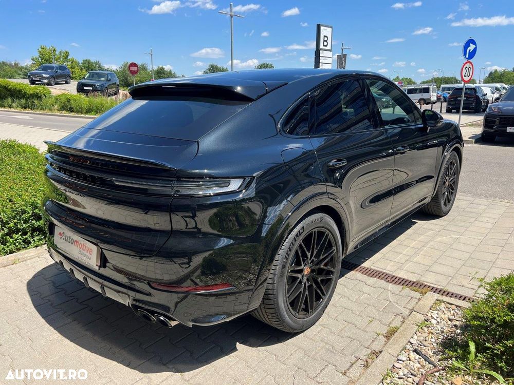 PORSCHE Cayenne Coupe 2026 — imagine 6