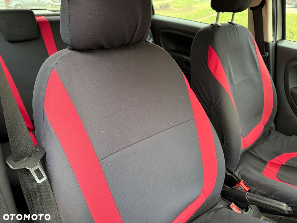 Fiat Grande Punto - 8