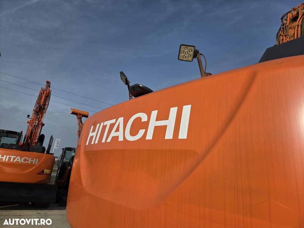 Hitachi ZX350, 2018, 8.061h, cupa noua, Masa operationala 35,6t, Inst hidr pe picon pe brate, inst hidr rotire, gresare automata, senile 90% ok, 3 pompe hidr HITACHI, produs in JAPONIA, Isuzu 282CP, Ad sapare 7,5m, ridica 22t, STARE F BUNA-PROMOTIE 89.900EUR - 31