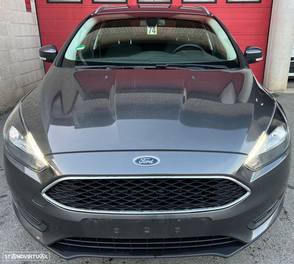 Ford Focus SW 1.0 EcoBoost Business - 11