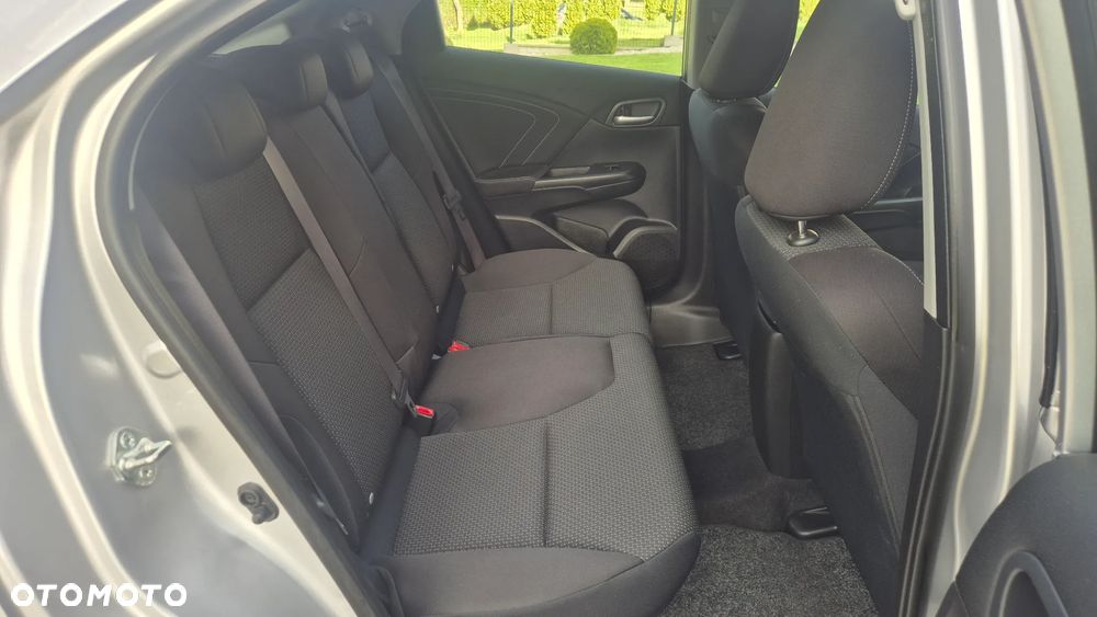 Honda Civic 1.4 i-VTEC Elegance - 21