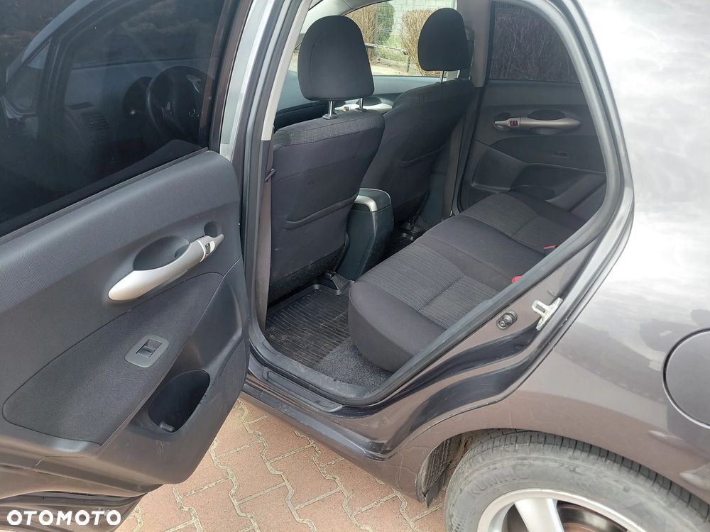 Toyota Auris 1.6 VVT-i Premium - 9