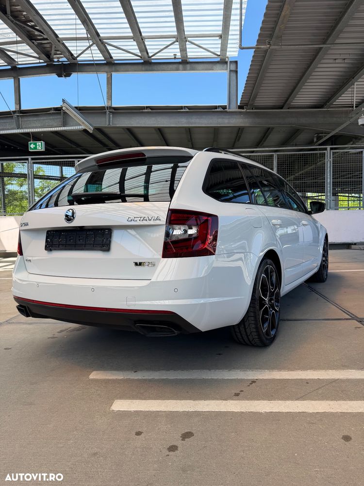 Skoda Octavia 2.0 TDI DSG 4X4 RS - 20