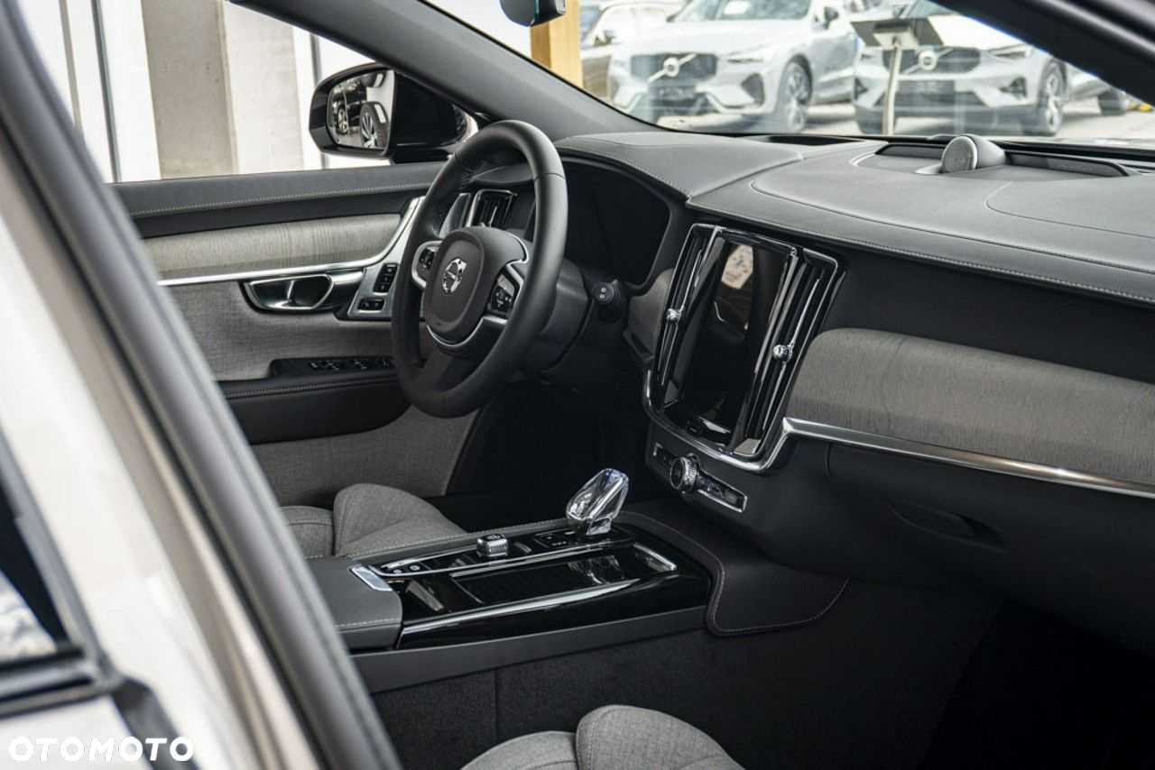 Volvo V90 - 24