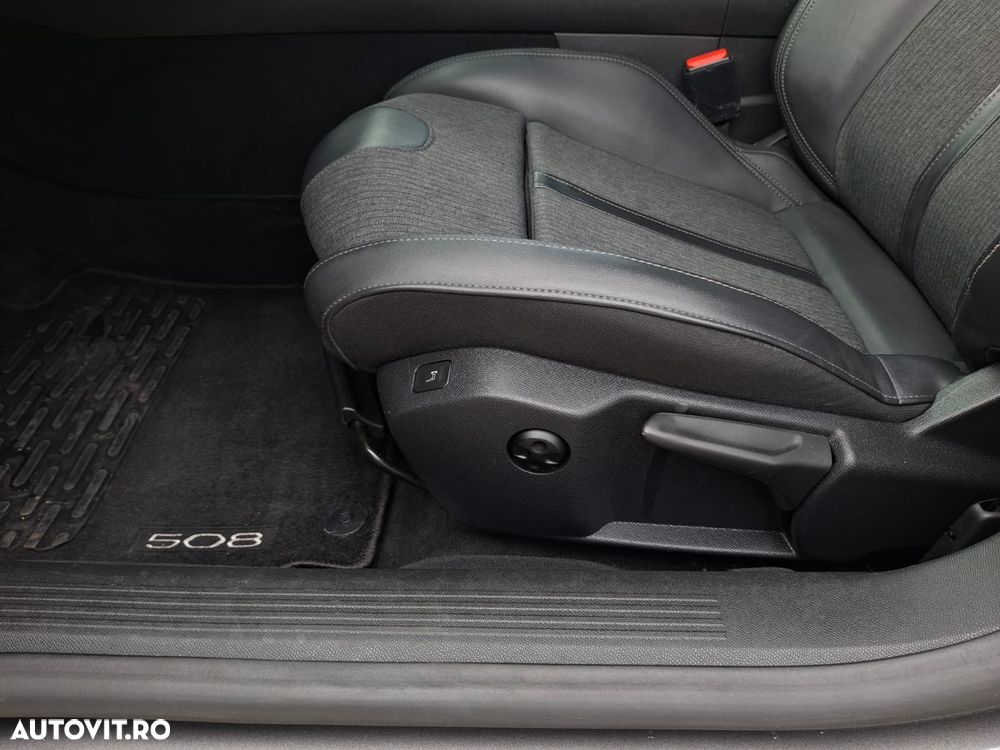 Peugeot 508 BlueHDi 130 EAT8 Allure Pack - 29
