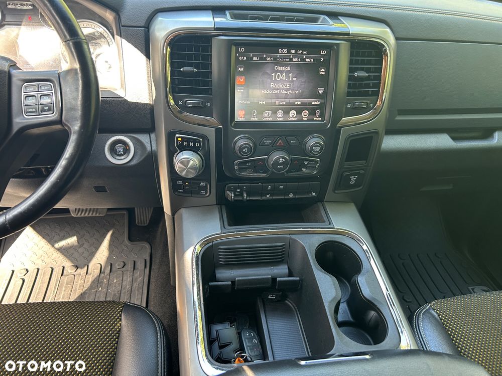 Dodge RAM 5.7 4x4 - 8