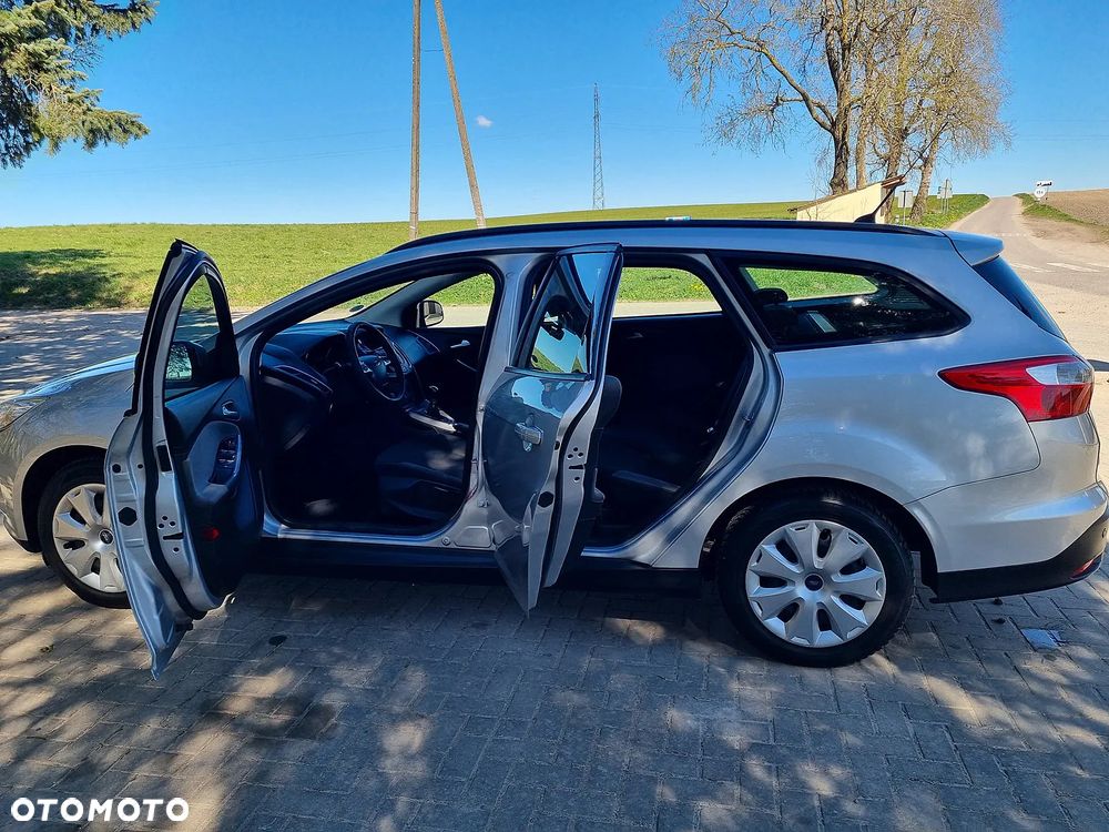 Ford Focus 1.6 TI-VCT Ambiente - 11