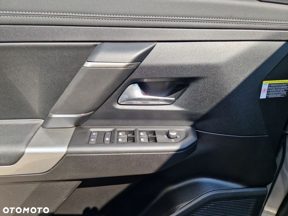 Jeep Compass 1.2 T3 mHEV First Edition FWD DCT - 9