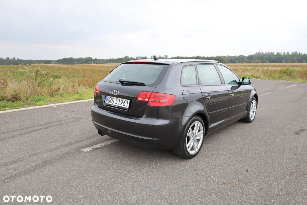 Audi A3 Sportback 1.8 TFSI Ambition - 13