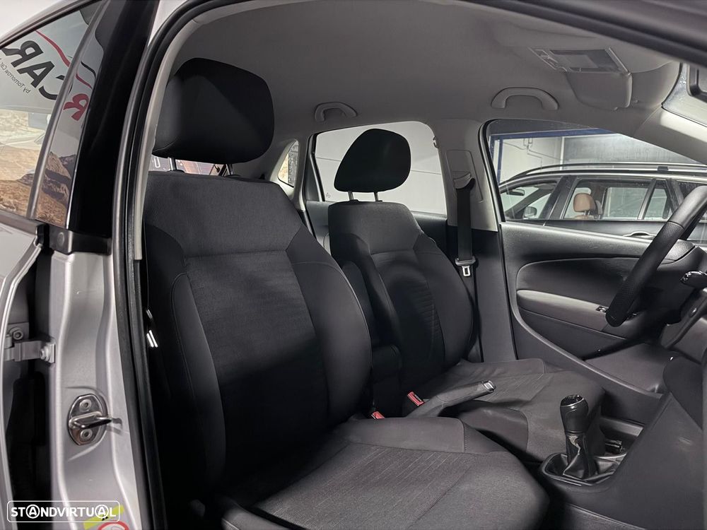VW Polo 1.2 Confortline - 17