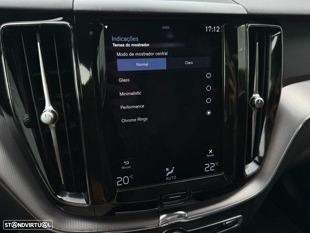 Volvo XC 60 2.0 T6 PHEV R-Design AWD - 43