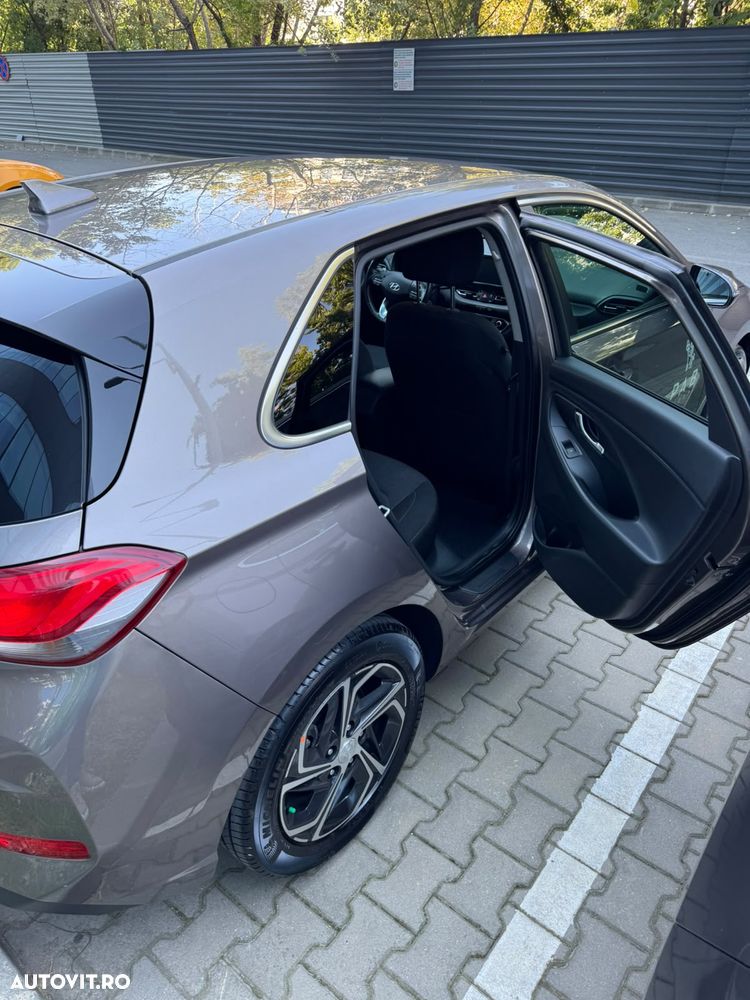 Hyundai i30 1.5 110CP M/T Comfort - 6